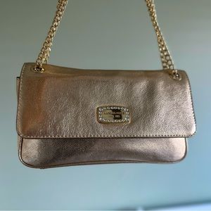 Micheal Kors Jet Set Jewel Chain convertible leather bag